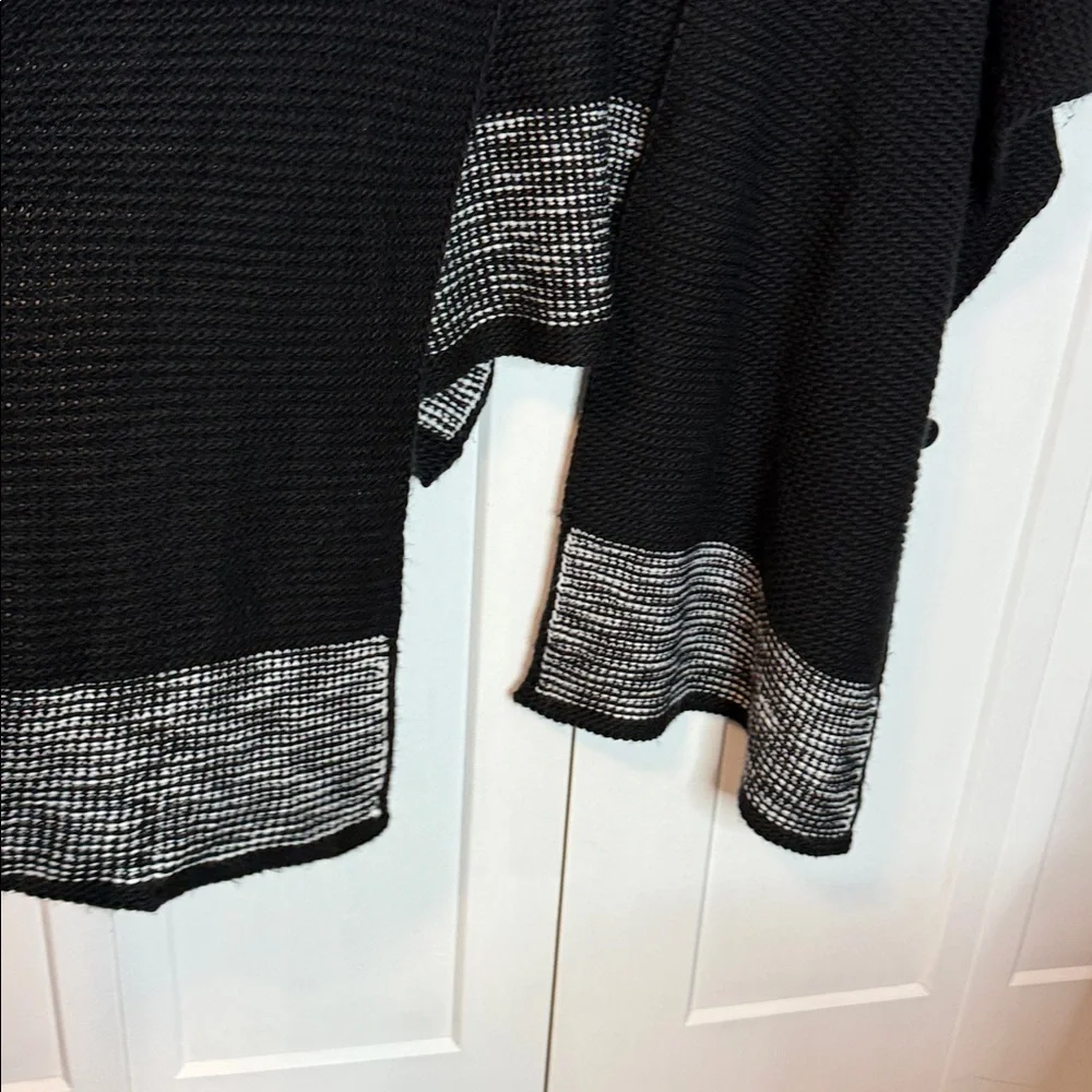 Michael Kors Black , Grey, White Chunky Knit scarf sweater - One size - Picture 4 of 5